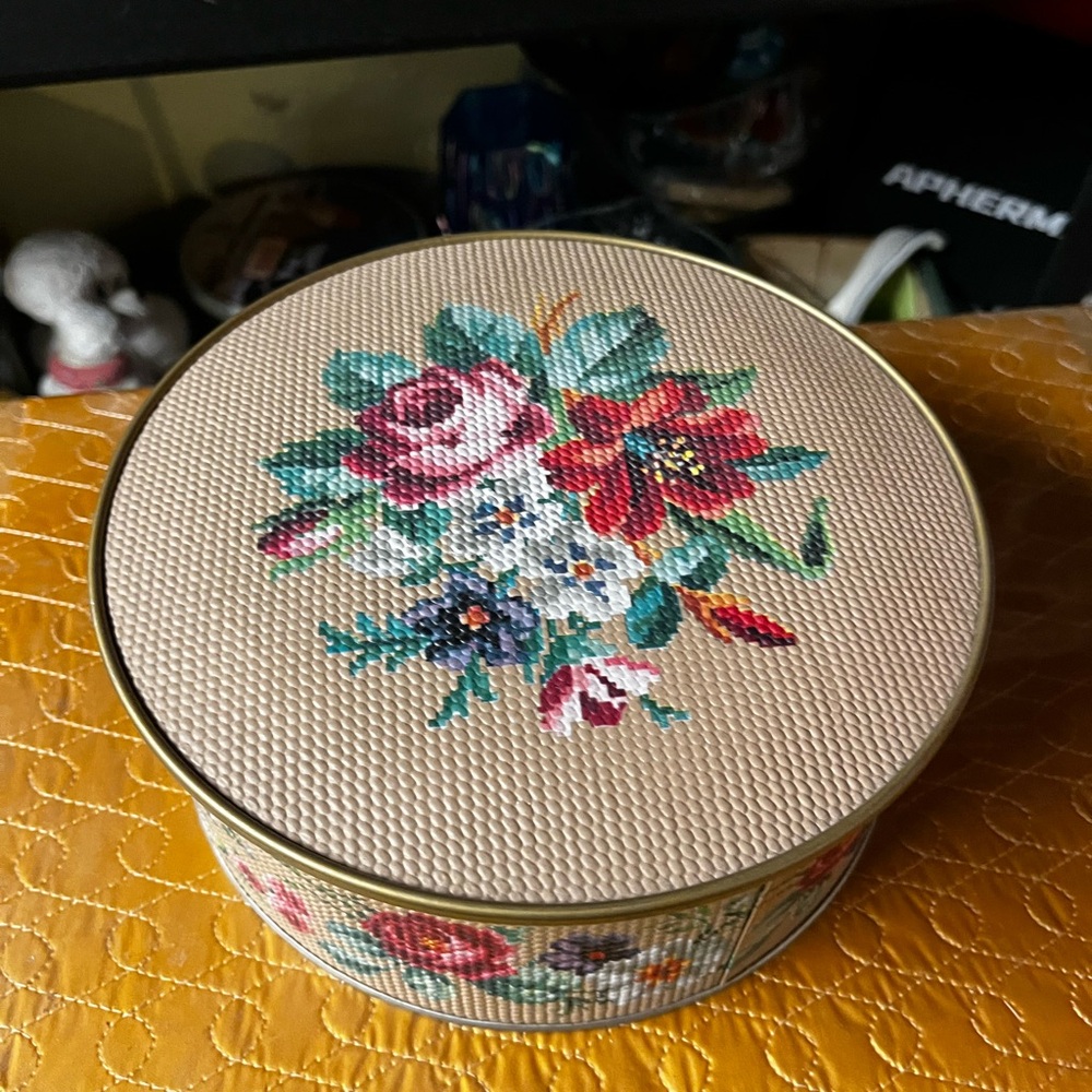 Vintage floral cookie tin